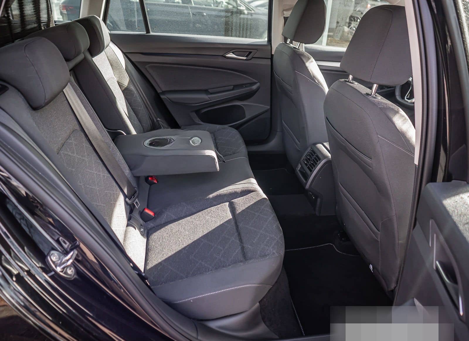 Volkswagen Golf VIII Variant Life 2.0 TDI AHK LED Navi Park foto 15