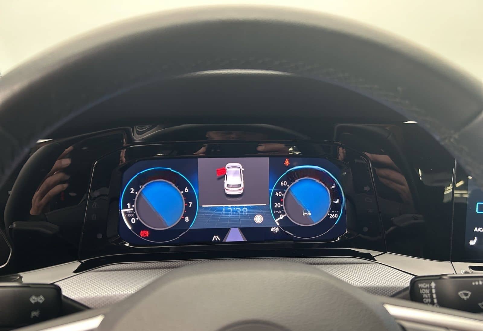 Volkswagen Golf Life ACTIVE 1.5 TSI *NAVI*STDHZG*KAM*SHZ*LE foto 9