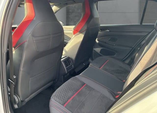 Volkswagen Golf VIII GTI Clubsport 2.0 TSI DSG*LED*NAVI+ACC foto 14