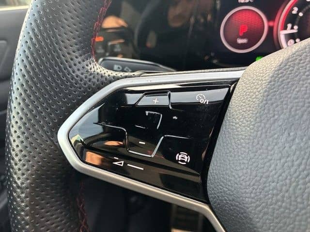 Volkswagen Golf VIII GTI Clubsport 2.0 TSI DSG*LED*NAVI+ACC foto 20