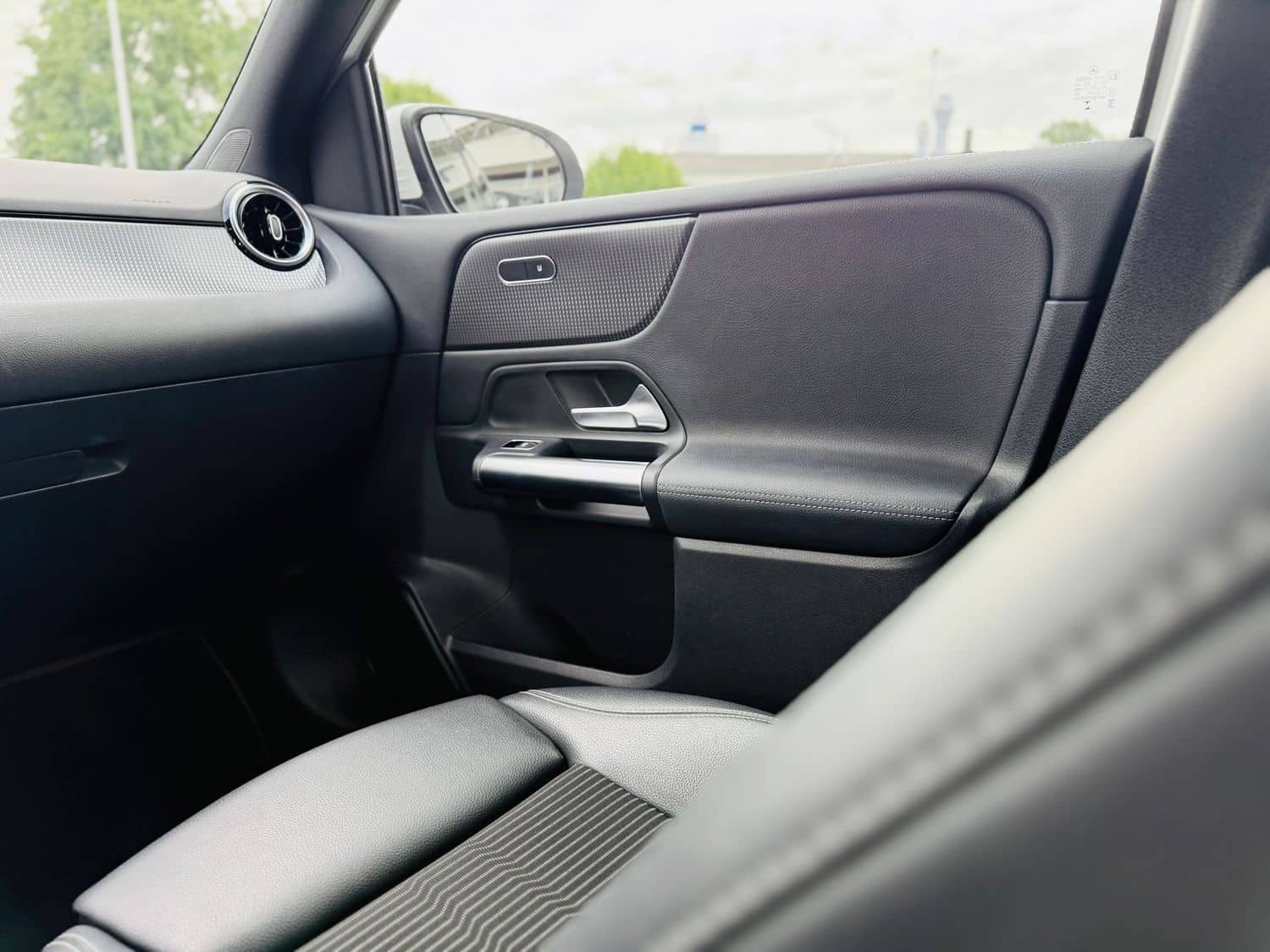 Mercedes-Benz B 180 d PROGRESSIVE, Autom. ,AHK, Tot, LED, Navi foto 14