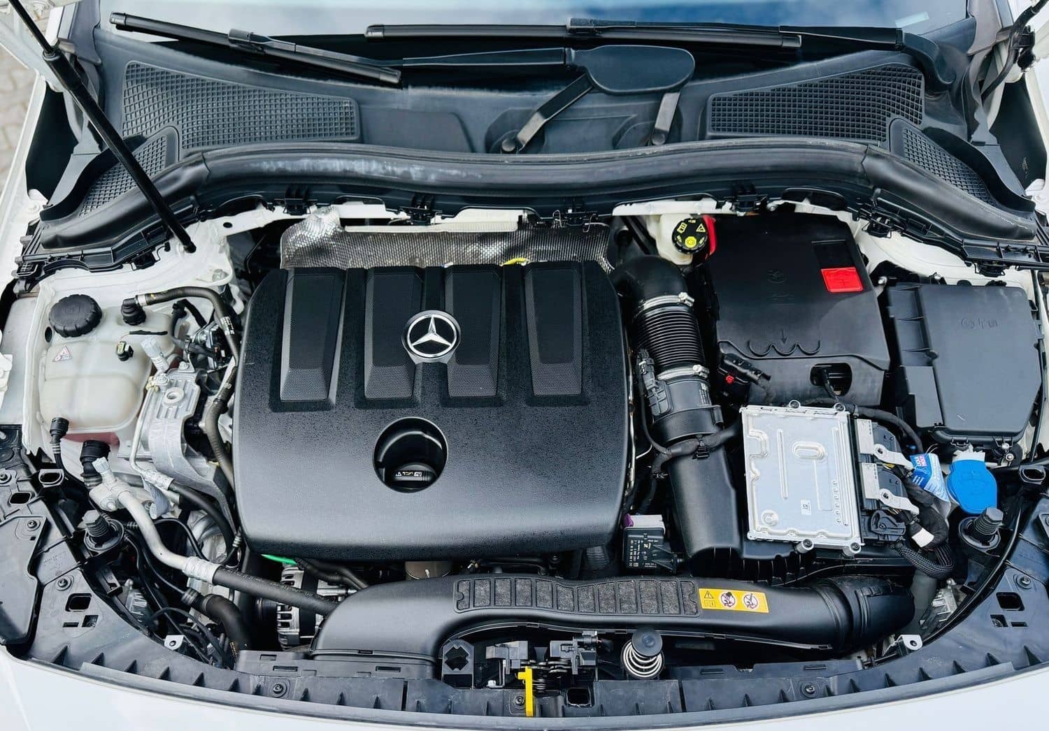 Mercedes-Benz B 180 d PROGRESSIVE, Autom. ,AHK, Tot, LED, Navi foto 20