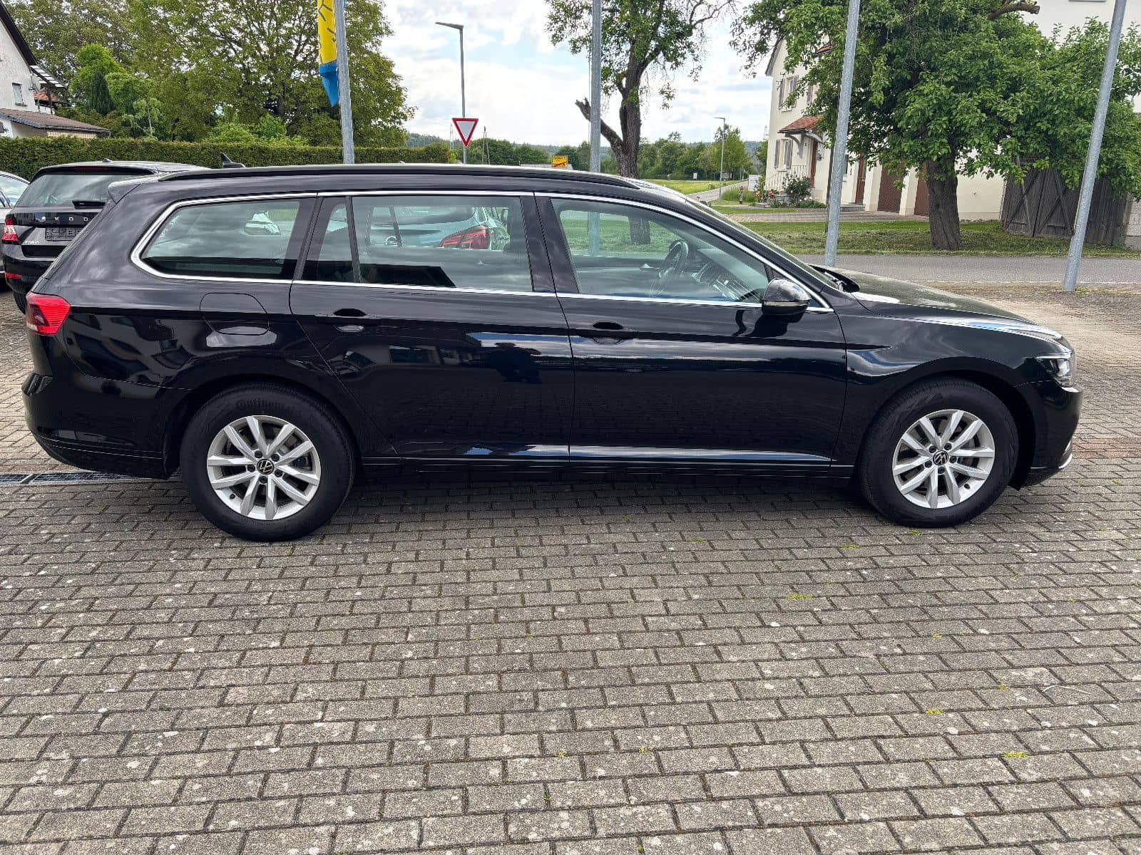 Volkswagen Passat Variant 2.0TDI Business Navi Kamera AHK foto 2