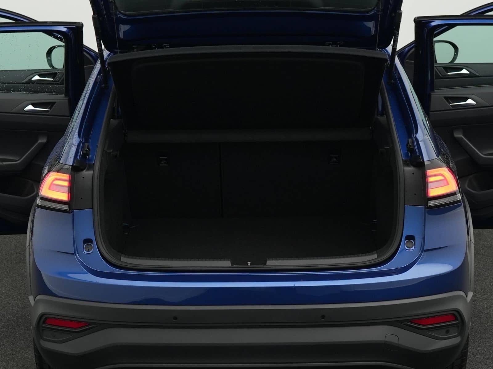 Volkswagen Taigo Life 1.0 TSI LED*VIRTUAL*APP*AHK*LANE*16" foto 16