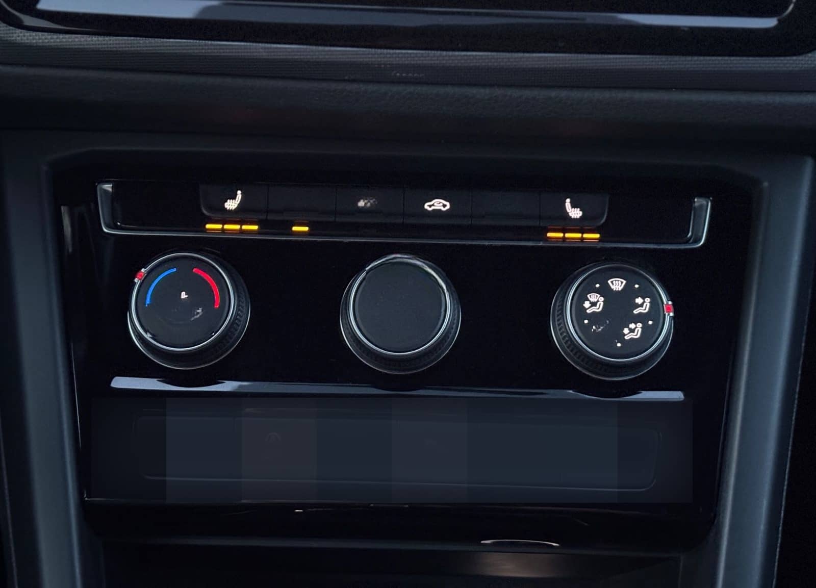 Volkswagen Touran 2.0 TDI DSG*R-LINE*STDHZ*ACC*SHZ*NAVI* foto 16