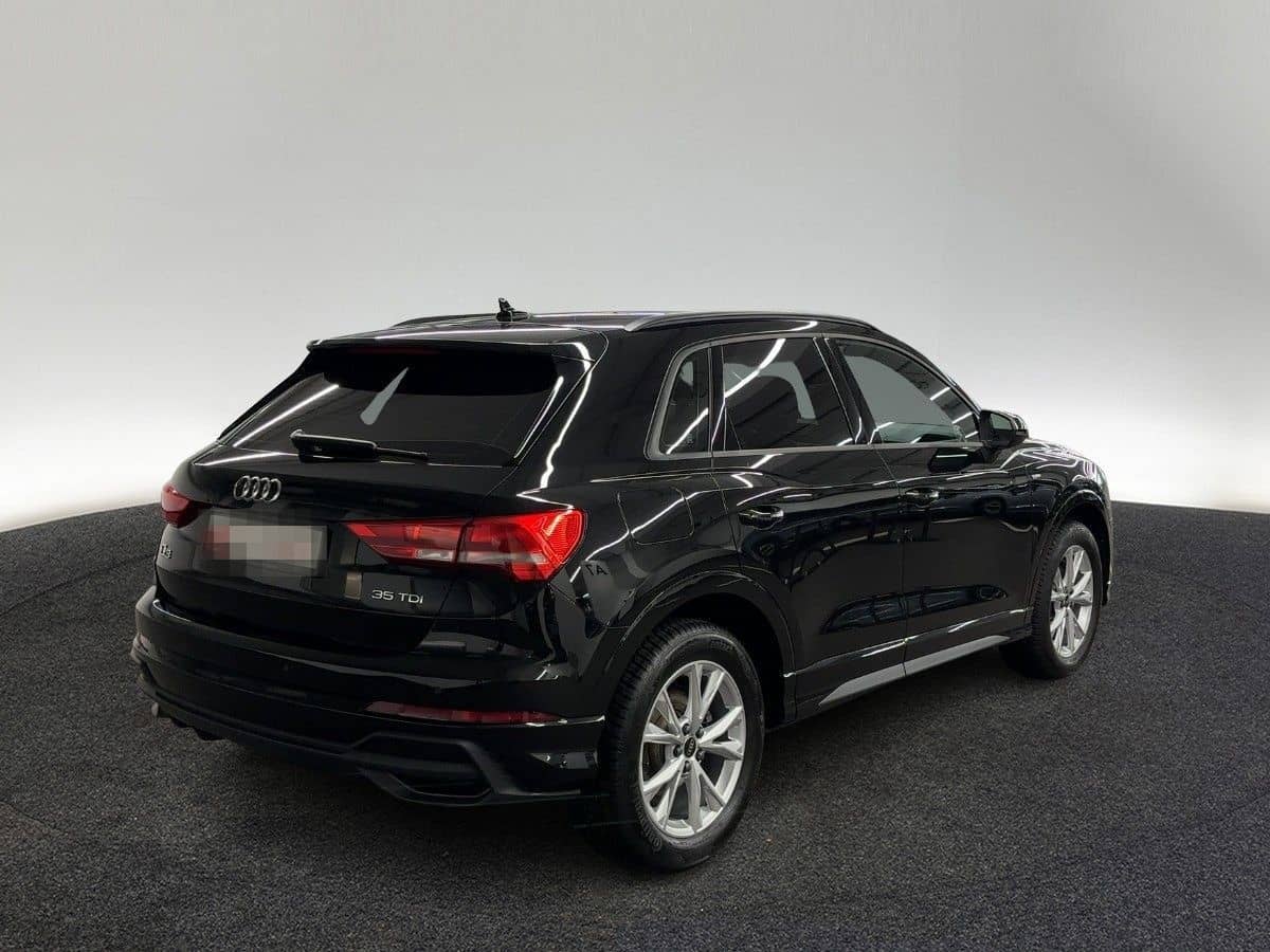 Audi Q3 S line 35 TDI S tr. LED RFK NAVI VIRTUAL foto 4