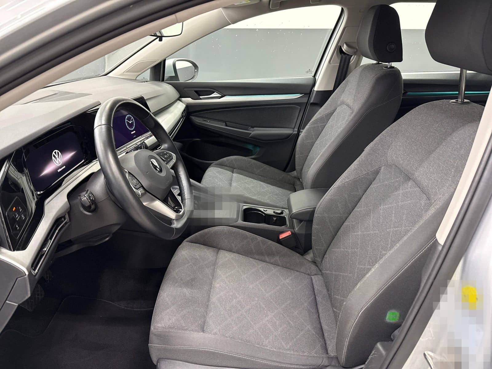 Volkswagen Golf VIII Variant 1.5 eTSI DSG AHK ACC Navi foto 6