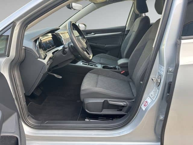 Volkswagen Golf VIII Variant 2.0 TDI DSG LED+NAVI+ACC+SIHZ+ foto 8