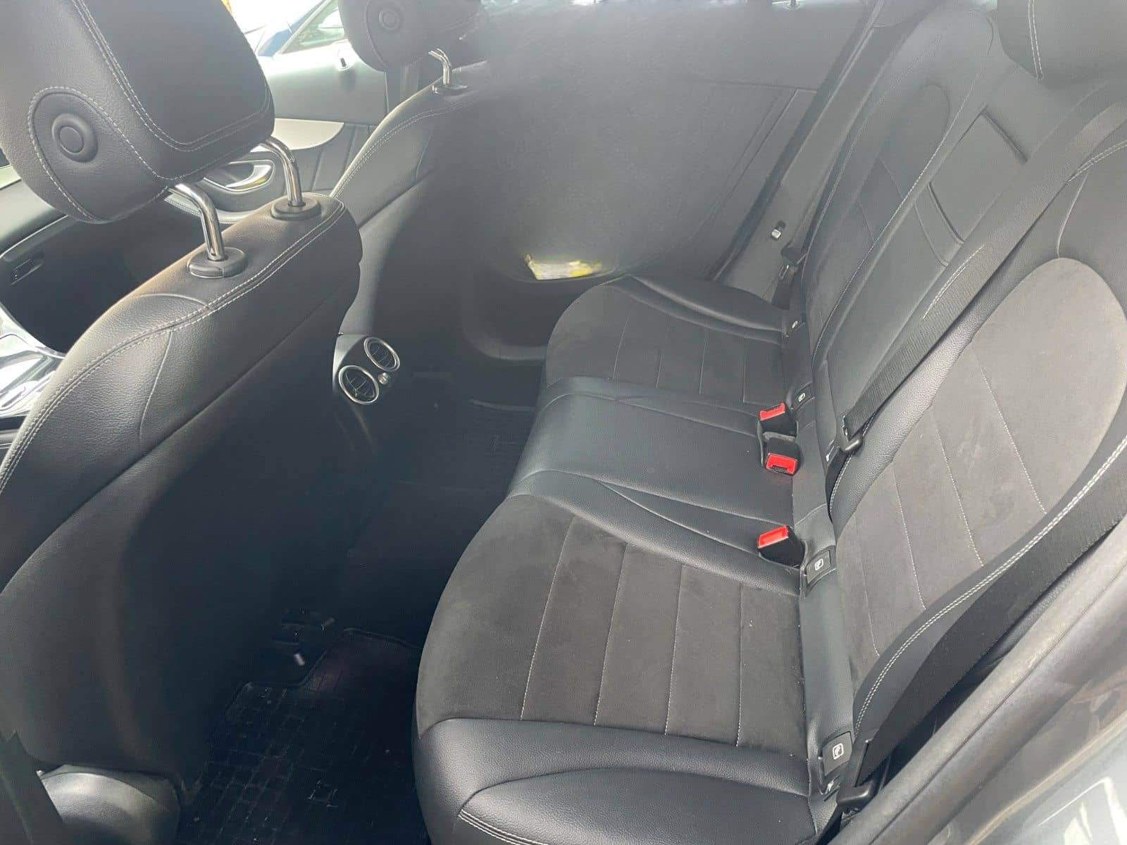 Mercedes-Benz GLC 220  AMG foto 5