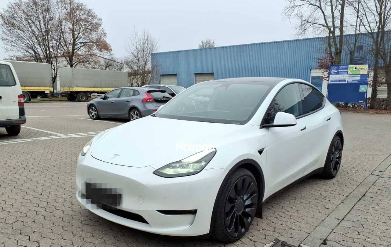 Tesla Model Y Performance 77kWh AWD AHK A.Pilot Leder foto 1