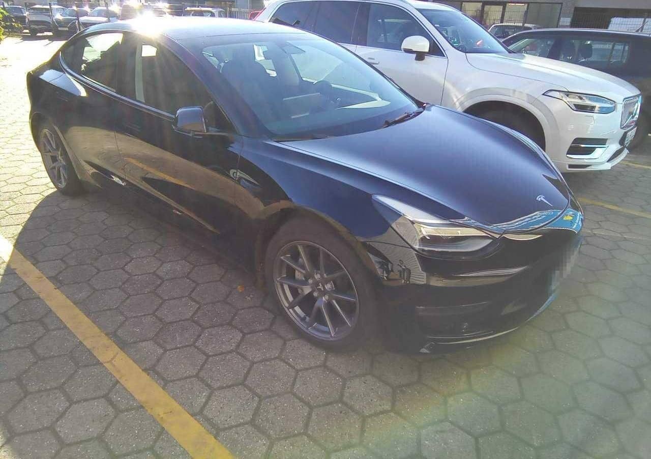 Tesla Model 3 Long Range 77 kWh Dual Motor A.Pilot Pr. foto 2