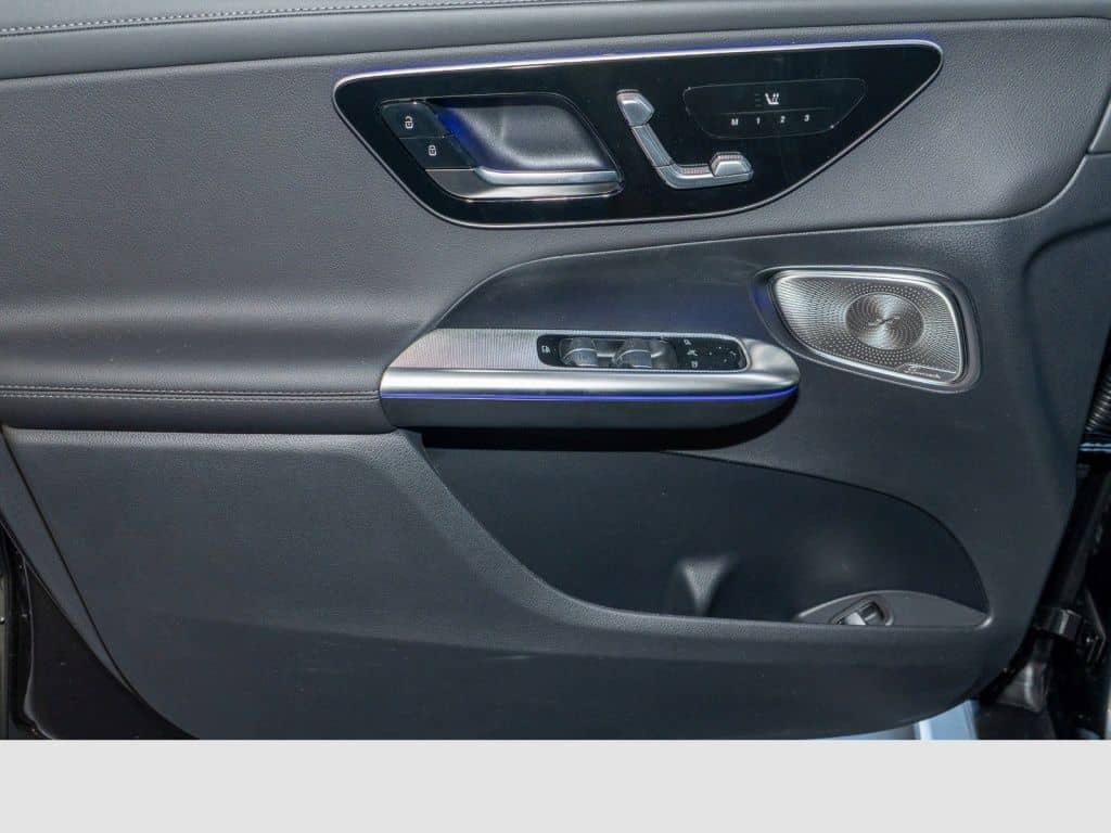 Mercedes-Benz GLC 300 de 4MATIC AMG+Pano+AHK*digital+MBUX foto 16