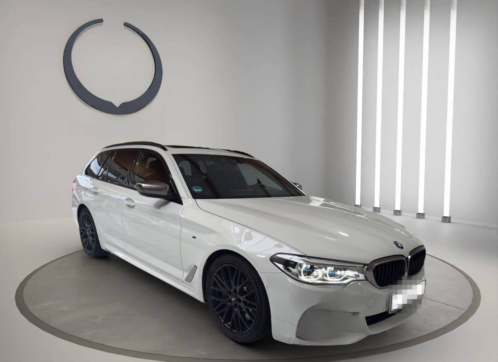 BMW M550 d xDrive/360*/STDHZ/HEAD-UP/UVM/TOP foto 1