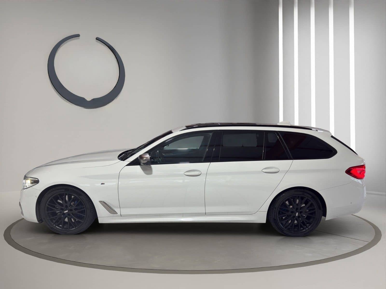 BMW M550 d xDrive/360*/STDHZ/HEAD-UP/UVM/TOP foto 7