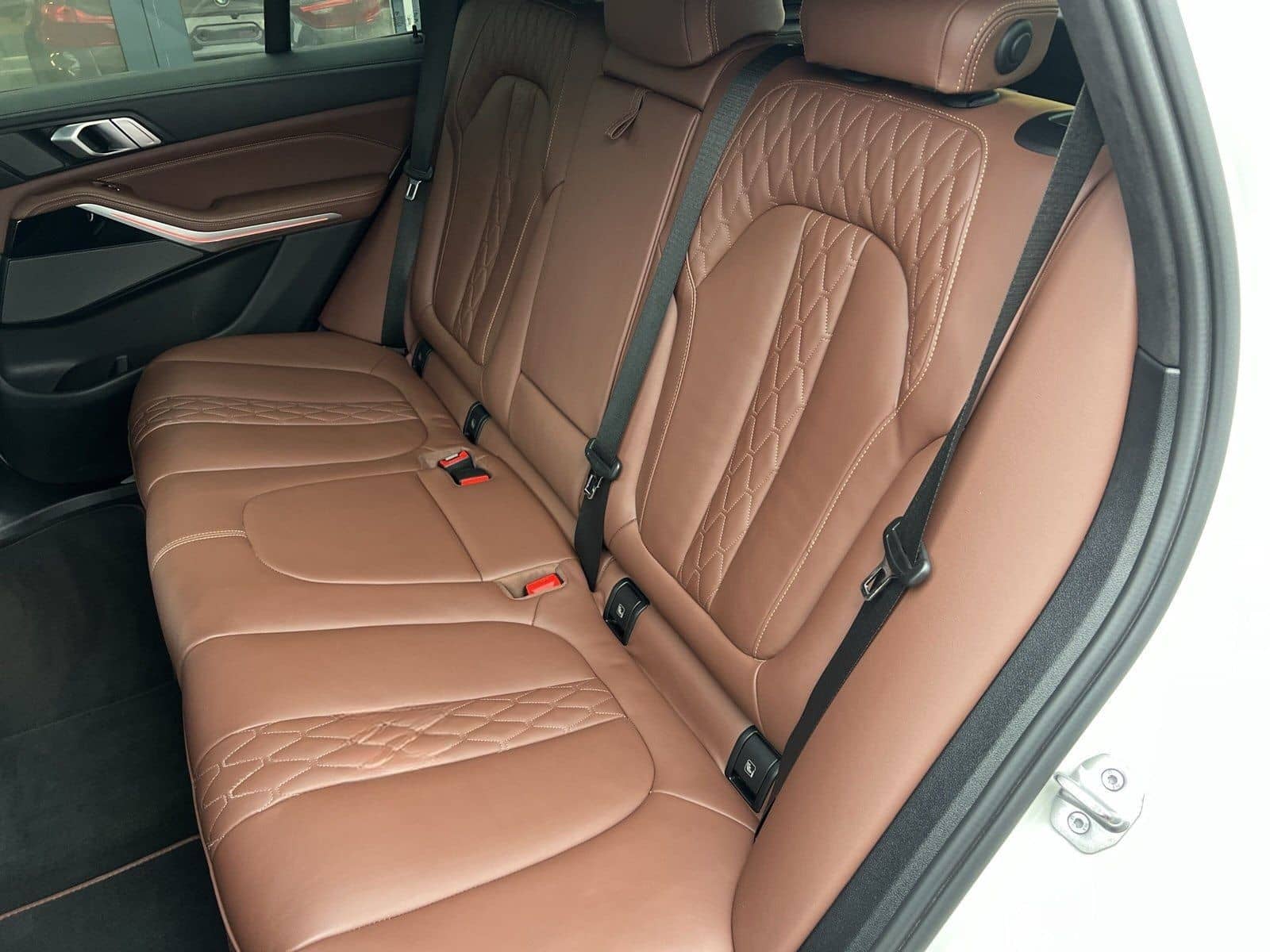 BMW X5 xDrive40d M SPORT LASER PANO H&K SOFT-CLOSE foto 12