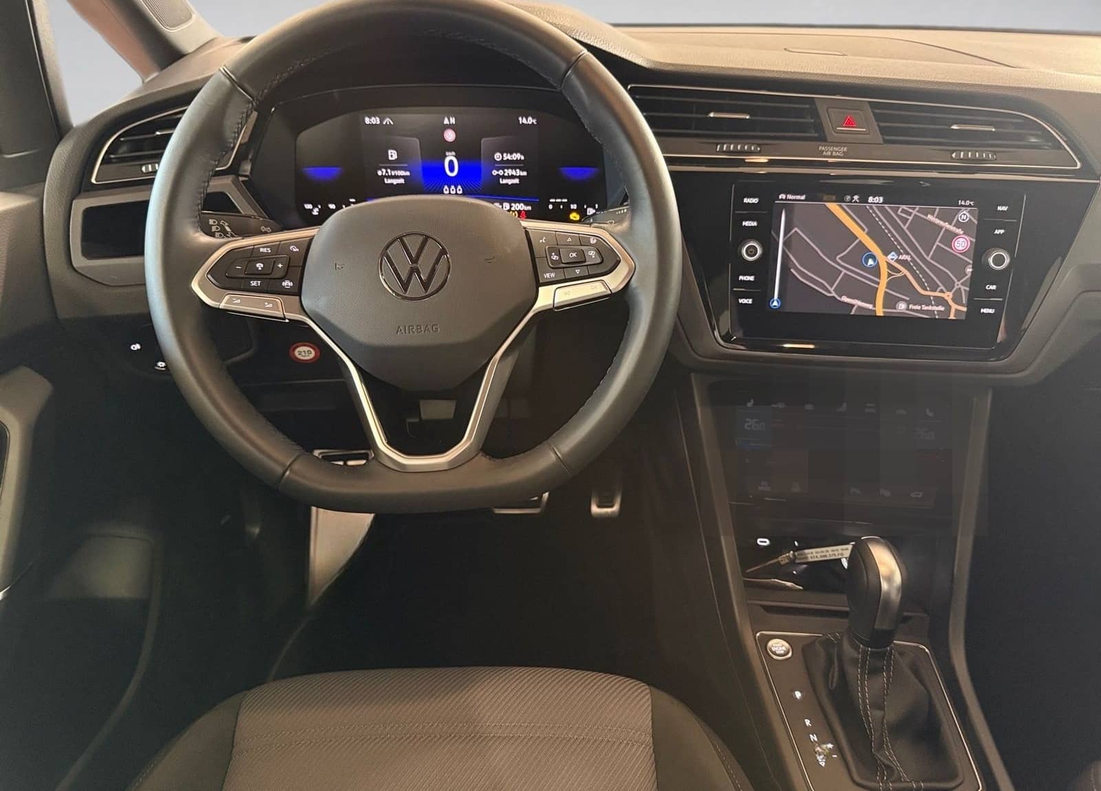 Volkswagen Touran 1.5 TSI R-Line BlackStyle DSG LED Navi AC foto 18