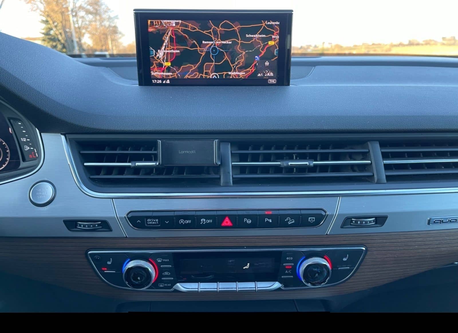 Audi Q7 3.0 TDI quattro/7 Sitze/Kamera/Navi/ foto 16