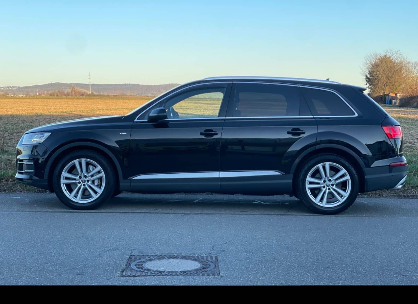 Audi Q7 3.0 TDI quattro/7 Sitze/Kamera/Navi/ foto 4