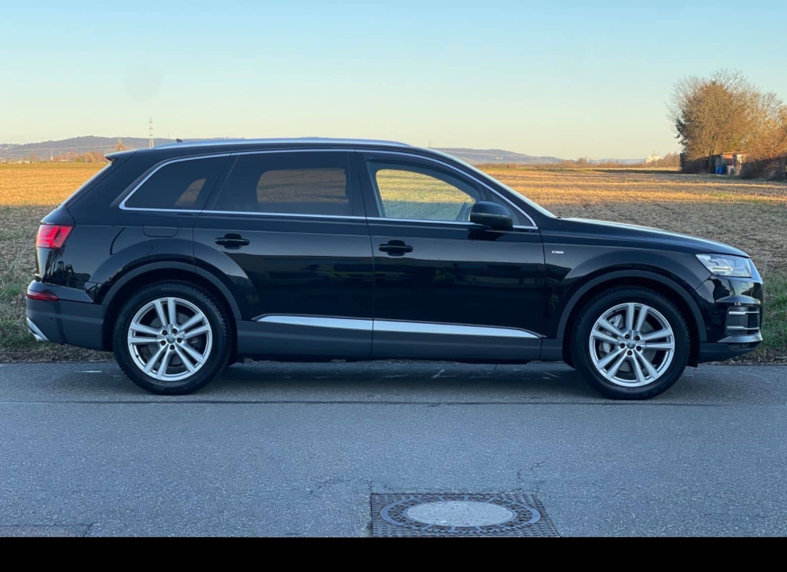 Audi Q7 3.0 TDI quattro/7 Sitze/Kamera/Navi/ foto 8
