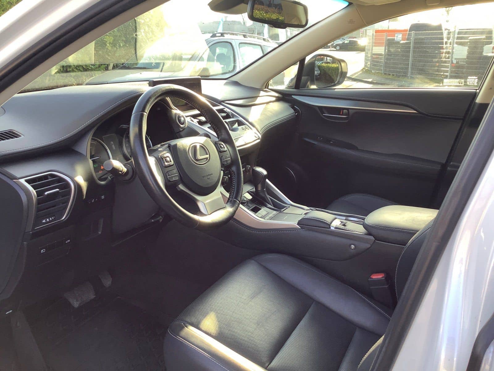 Lexus NX 300H E-FOUR EXECUTIVE LINE 2xKlima AUT LM foto 11