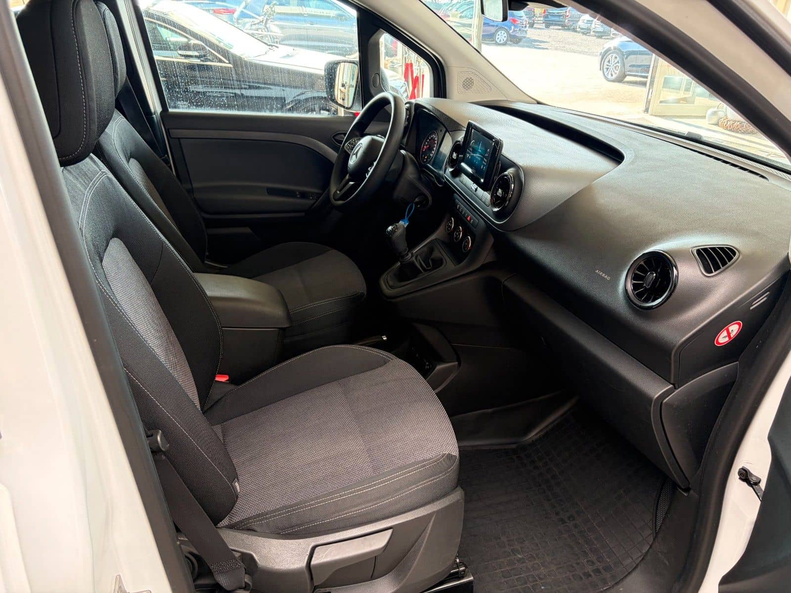 Mercedes-Benz Citan Kombi  Tourer 110 CDI/KAM/MBUX/DAB/KLIMA foto 13