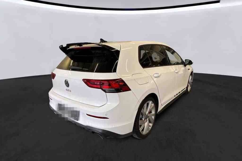 Volkswagen Golf VIII GTI CLUBSPORT 2.0 TSI DSG AKRA Navi AC foto 3