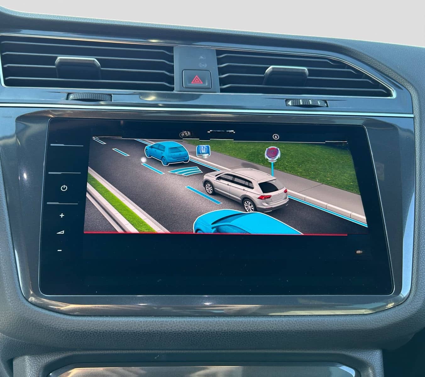 Volkswagen Tiguan Allspace 2.0TSI DSG 4M R-Line Black Style foto 8