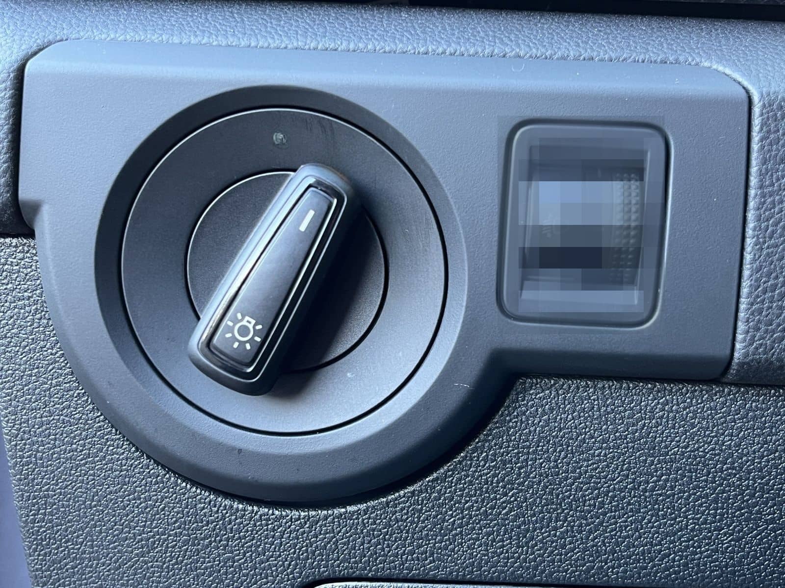 Volkswagen T-Cross LIFE 1.0 TSI LED REAR VIEW SHZ APP CONNE foto 18