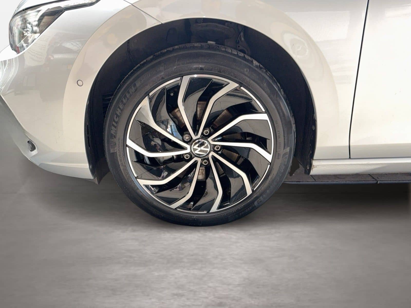 Volkswagen Golf Life 2,0 l TDI DSG Matrix LED Navi Rückfahr foto 7