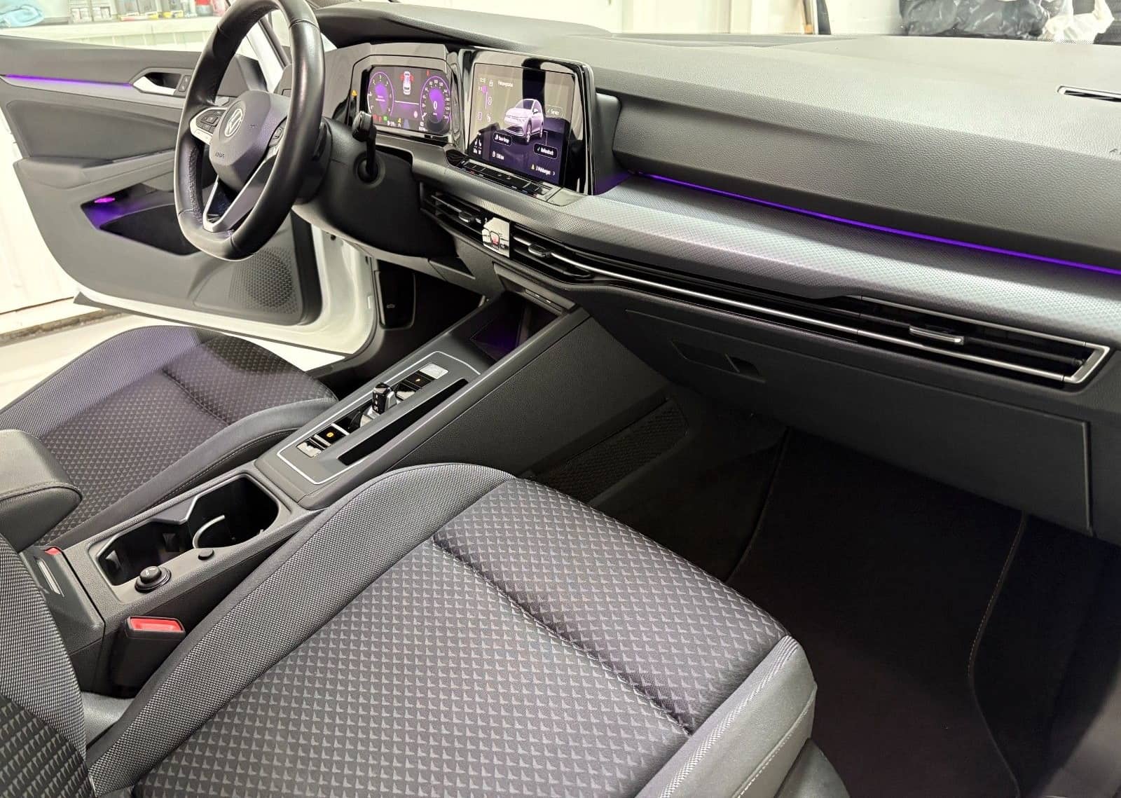 Volkswagen Golf VIII Lim. Active /LED-Plus/Navi/AHK/ACC foto 11