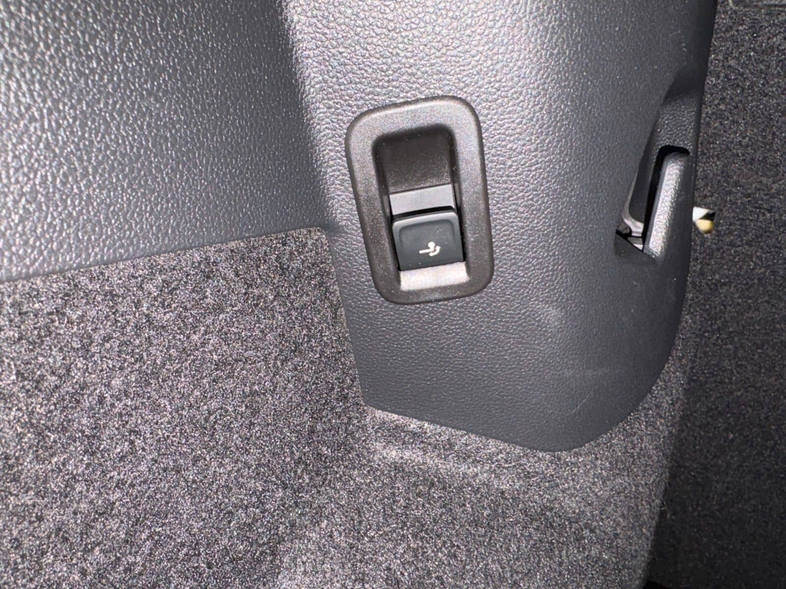 Volkswagen Golf VIII Lim. Active /LED-Plus/Navi/AHK/ACC foto 17