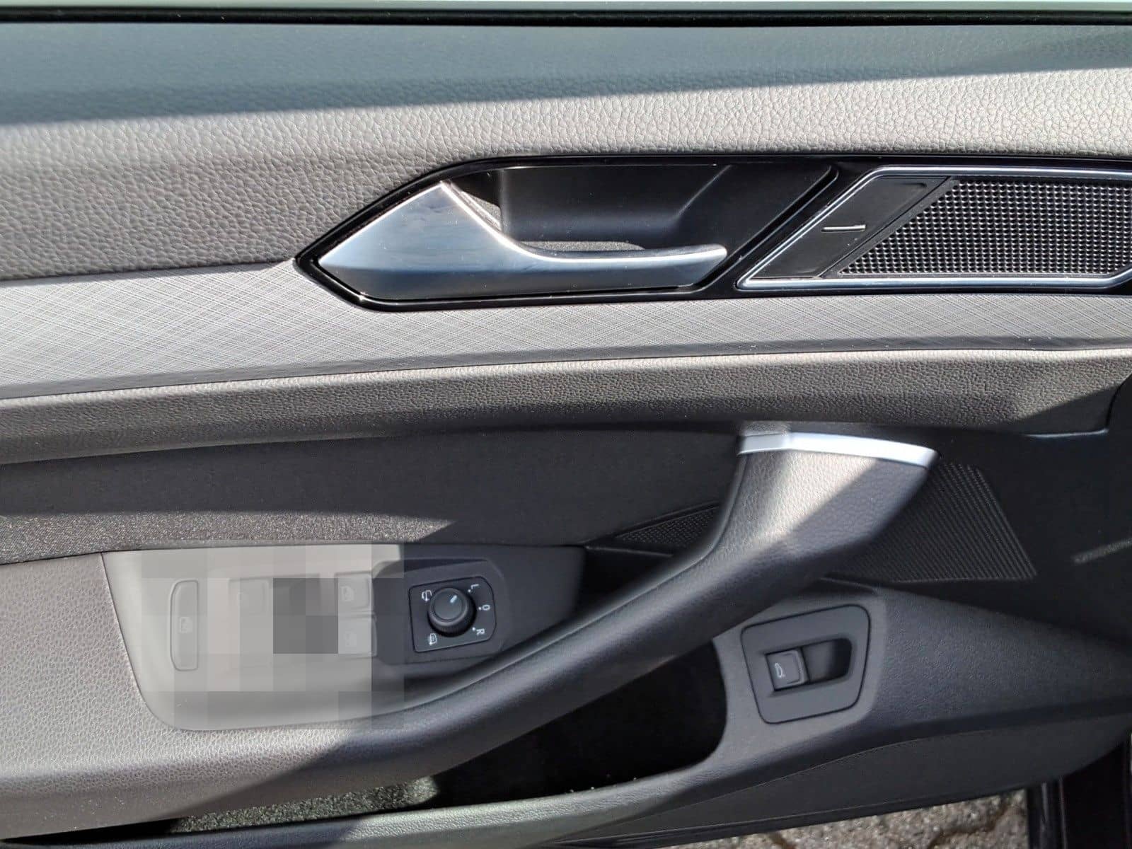 Volkswagen Passat Variant 2.0 TDI Business DSG,Kamera,LED foto 17