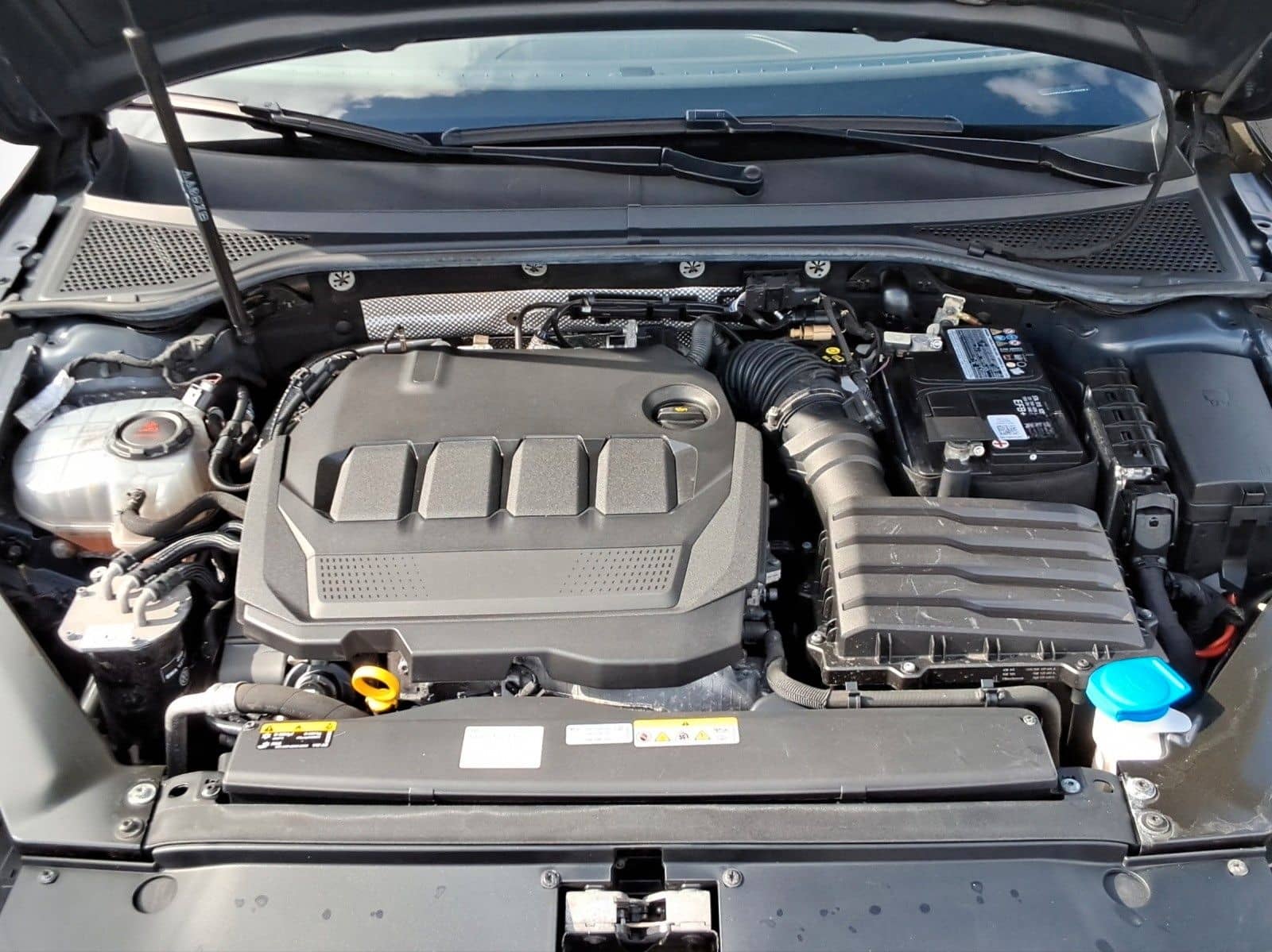 Volkswagen Passat Variant 2.0 TDI Business DSG,Kamera,LED foto 18