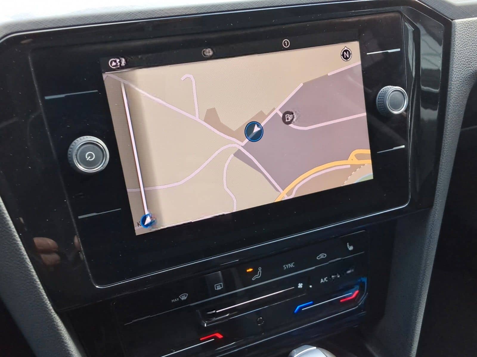 Volkswagen Passat Variant 2.0 TDI Business DSG,Kamera,LED foto 10