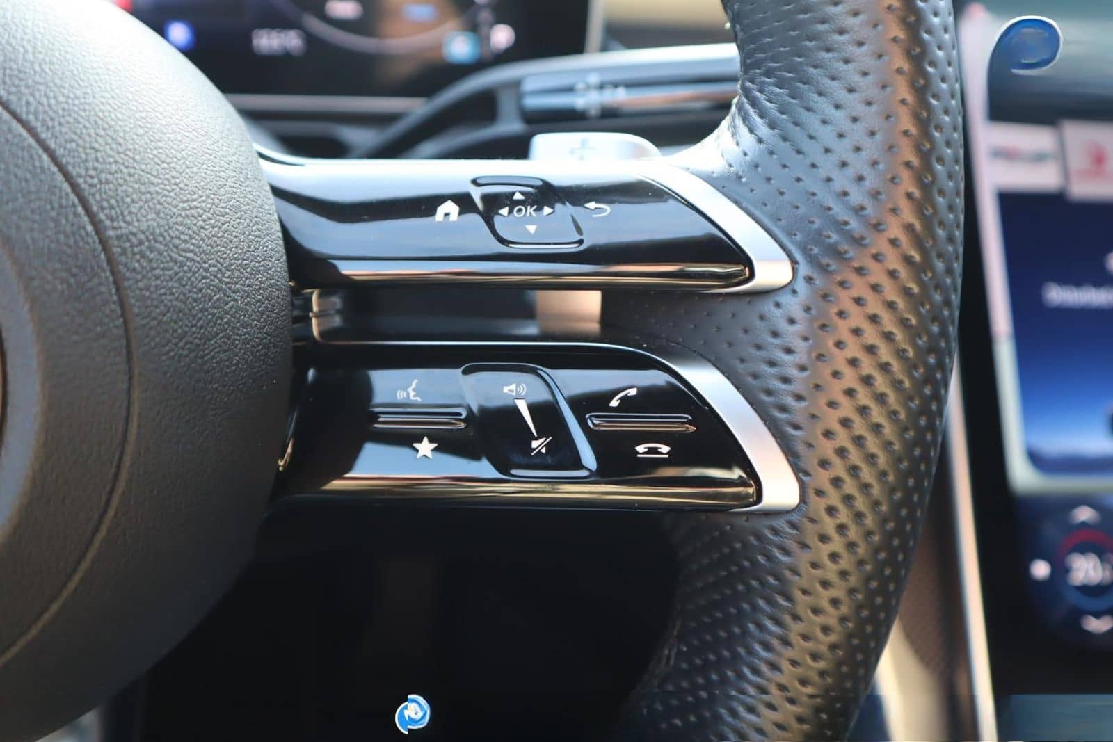 Mercedes-Benz C220d T AMG Line *Distronic*Digital Light*Memory foto 25