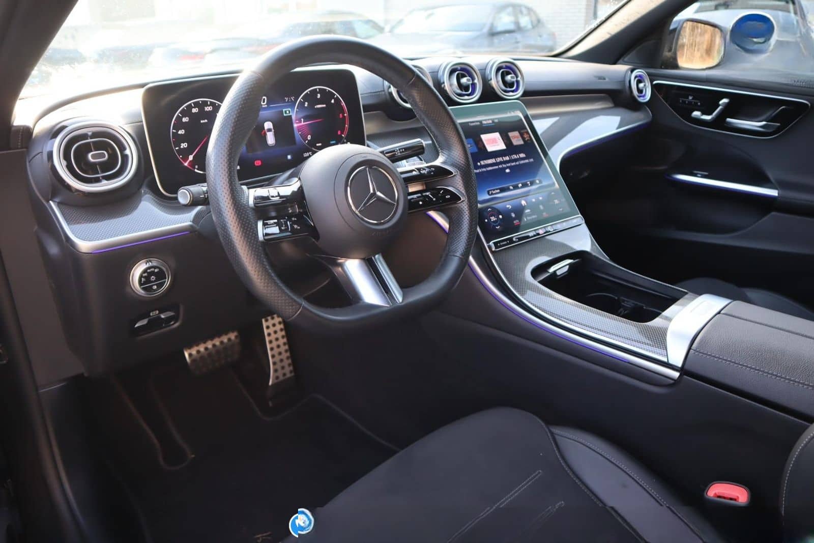 Mercedes-Benz C220d T AMG Line *Distronic*Digital Light*Memory foto 9