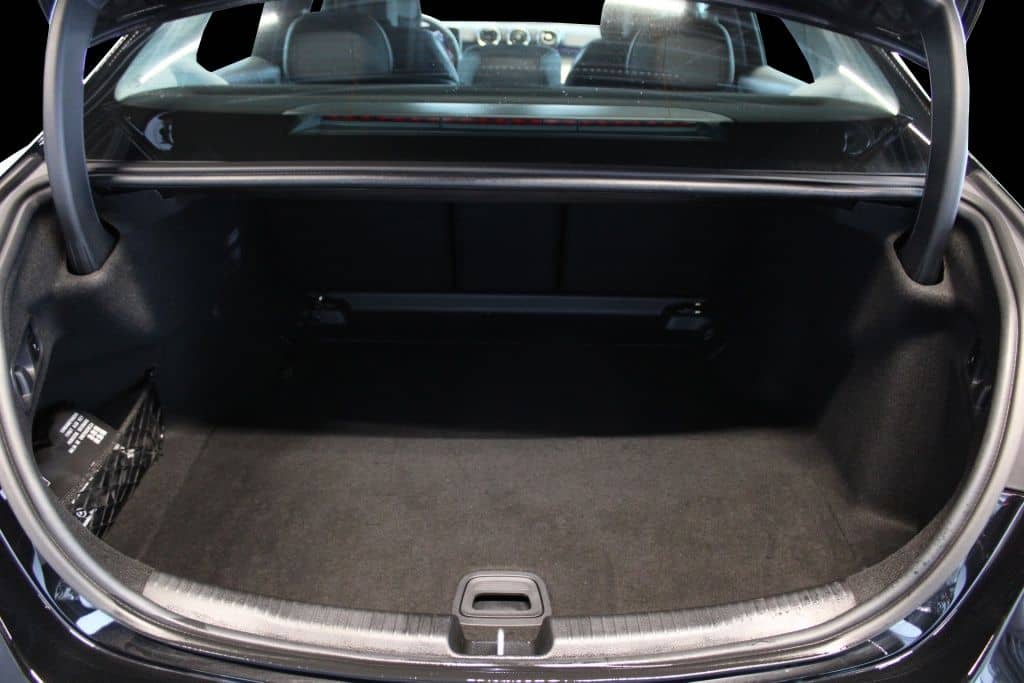 Mercedes-Benz C 200 *Avantgarde LED Kamera 360° Winter Paket foto 13