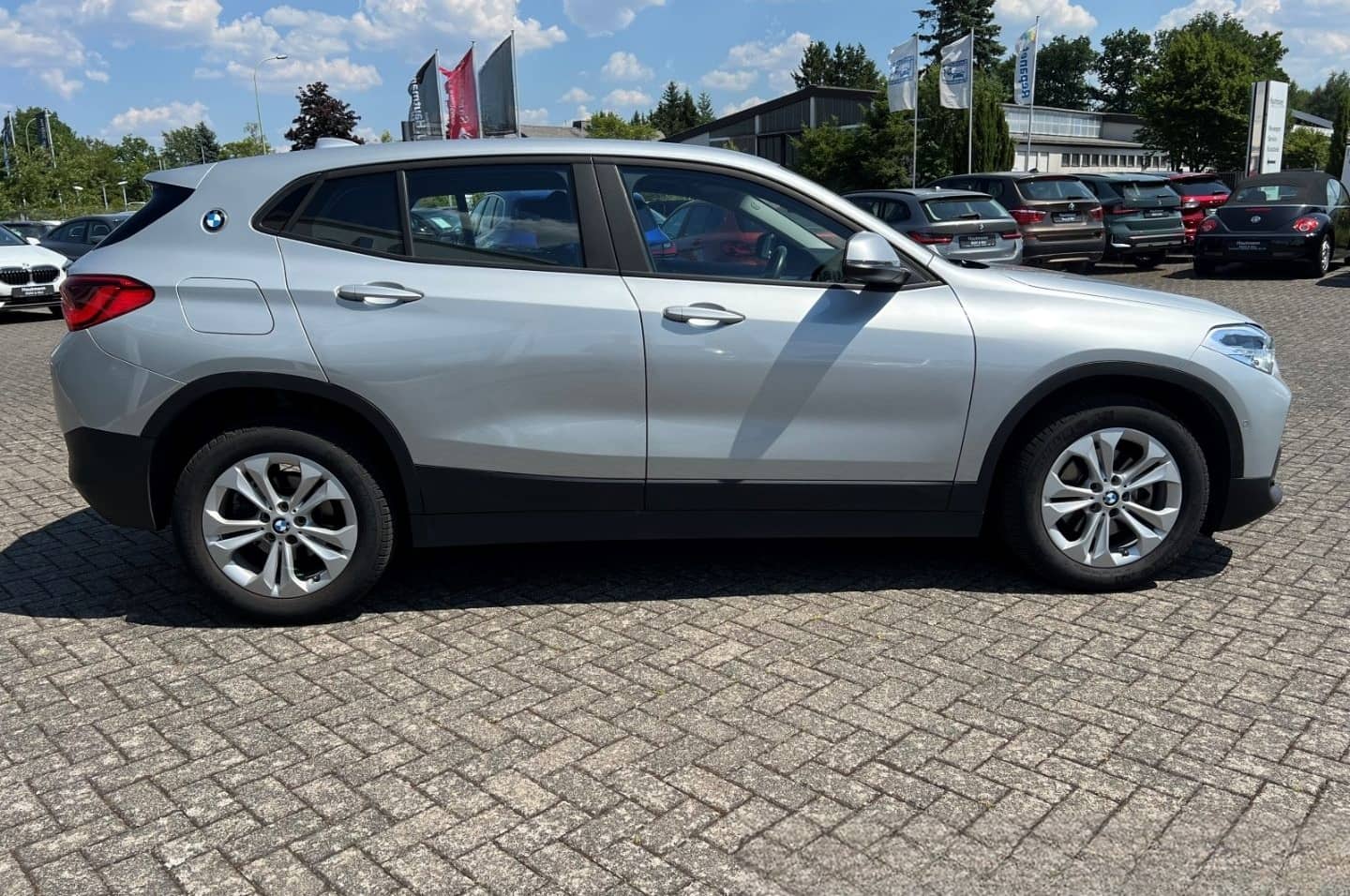 BMW X2 sDrive 18 i Advantage +1.HAND+AHK+RFK+ACC+ foto 9