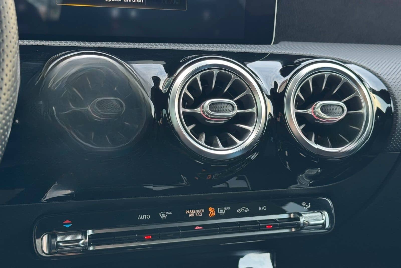 Mercedes-Benz CLA 180 7G-DCT Shooting Brake AMG-LINE*LED|NAVI* foto 14