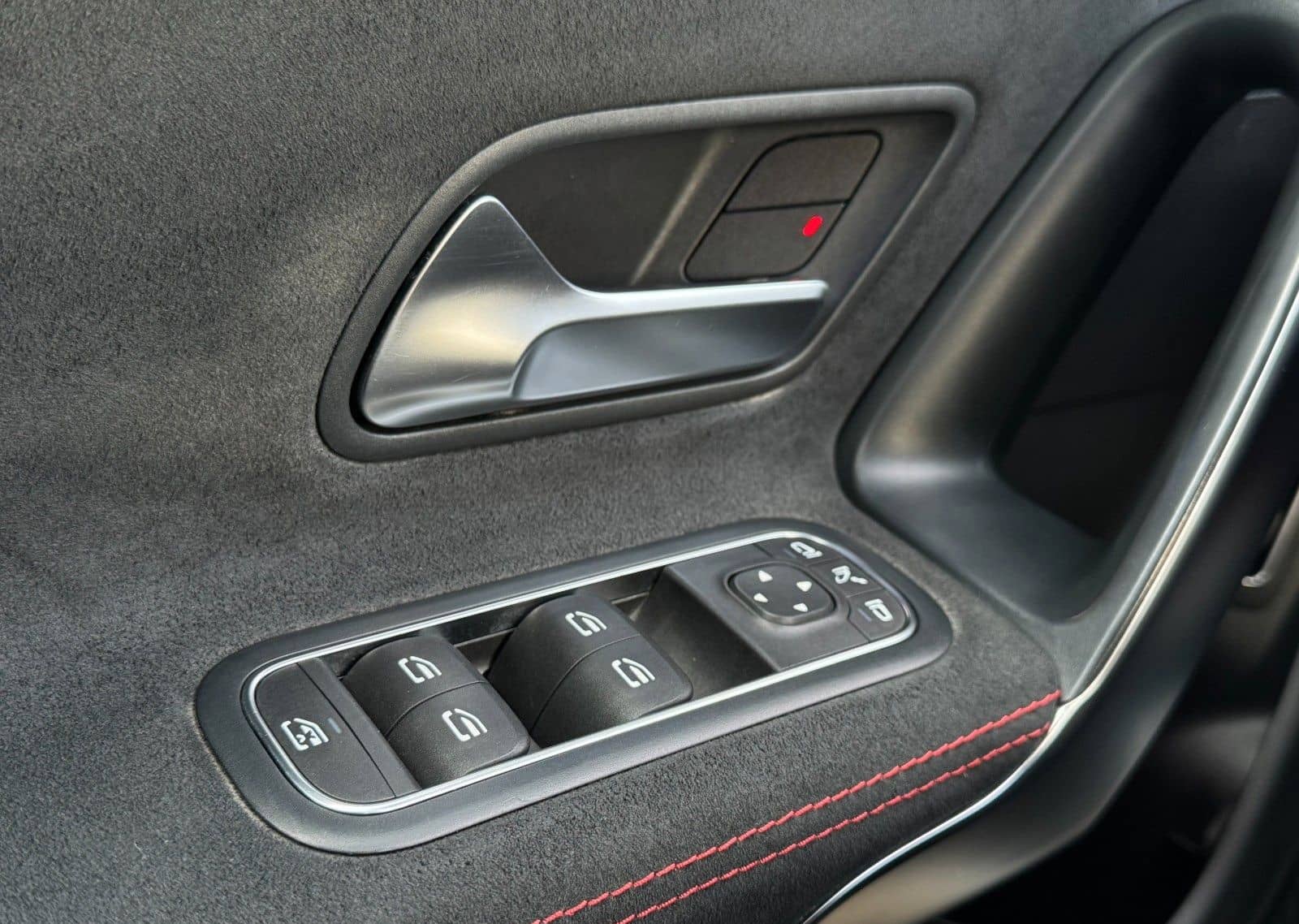 Mercedes-Benz CLA 180 7G-DCT Shooting Brake AMG-LINE*LED|NAVI* foto 19