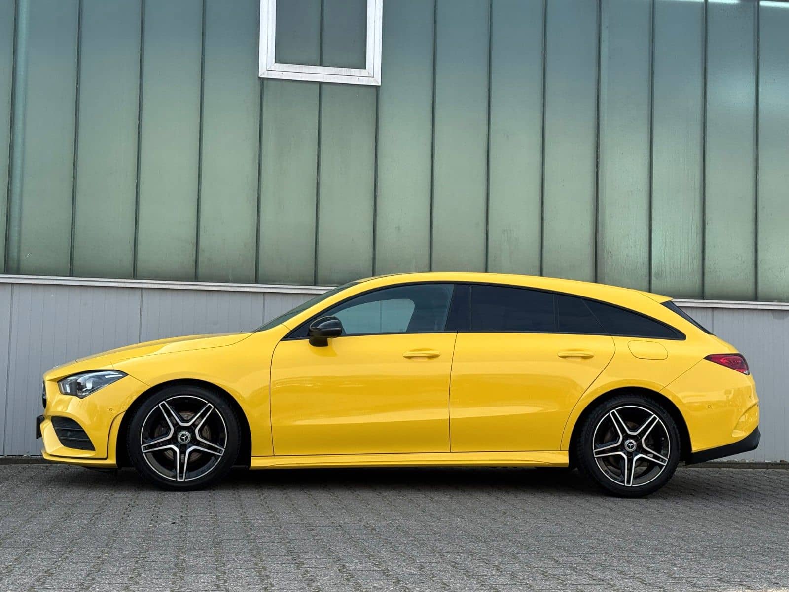 Mercedes-Benz CLA 180 7G-DCT Shooting Brake AMG-LINE*LED|NAVI* foto 4