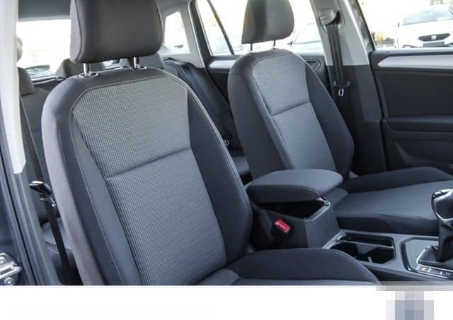 Volkswagen Tiguan 1.5 ACC ALU CARPLAY SITZHEIZUNG LED foto 6