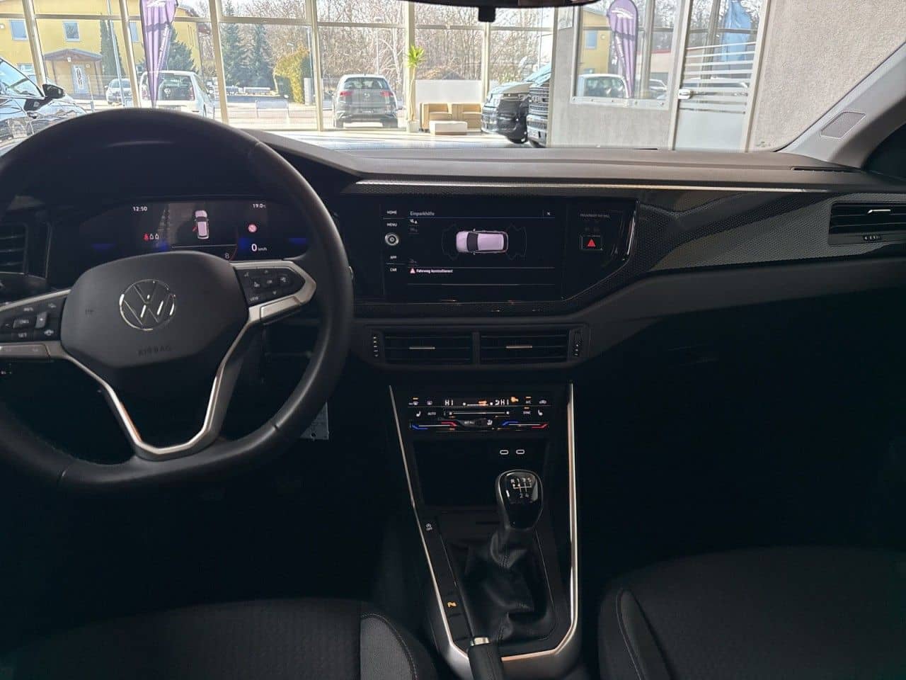 Volkswagen Polo 1.0 MPI Life+BAA+USB+DAB+EPH+MAL+SHZ+EURO6+ foto 9