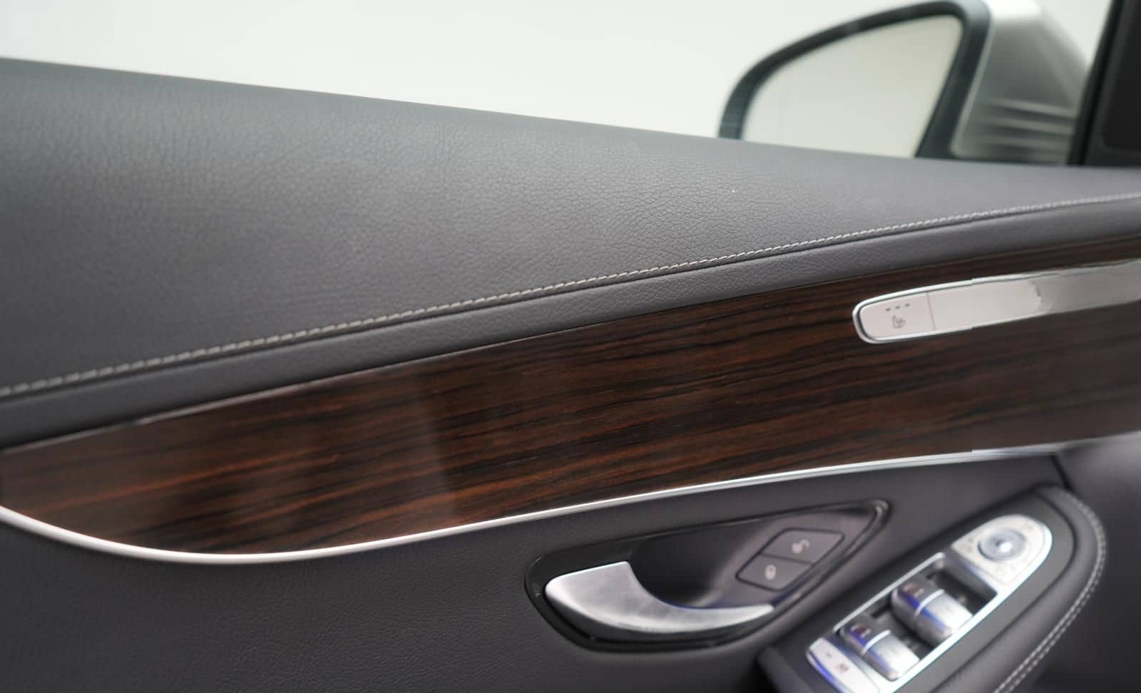 Mercedes-Benz GLC 300 de 4Matic 9G-Tronic Temp/Kamera/Pano/Lan foto 19