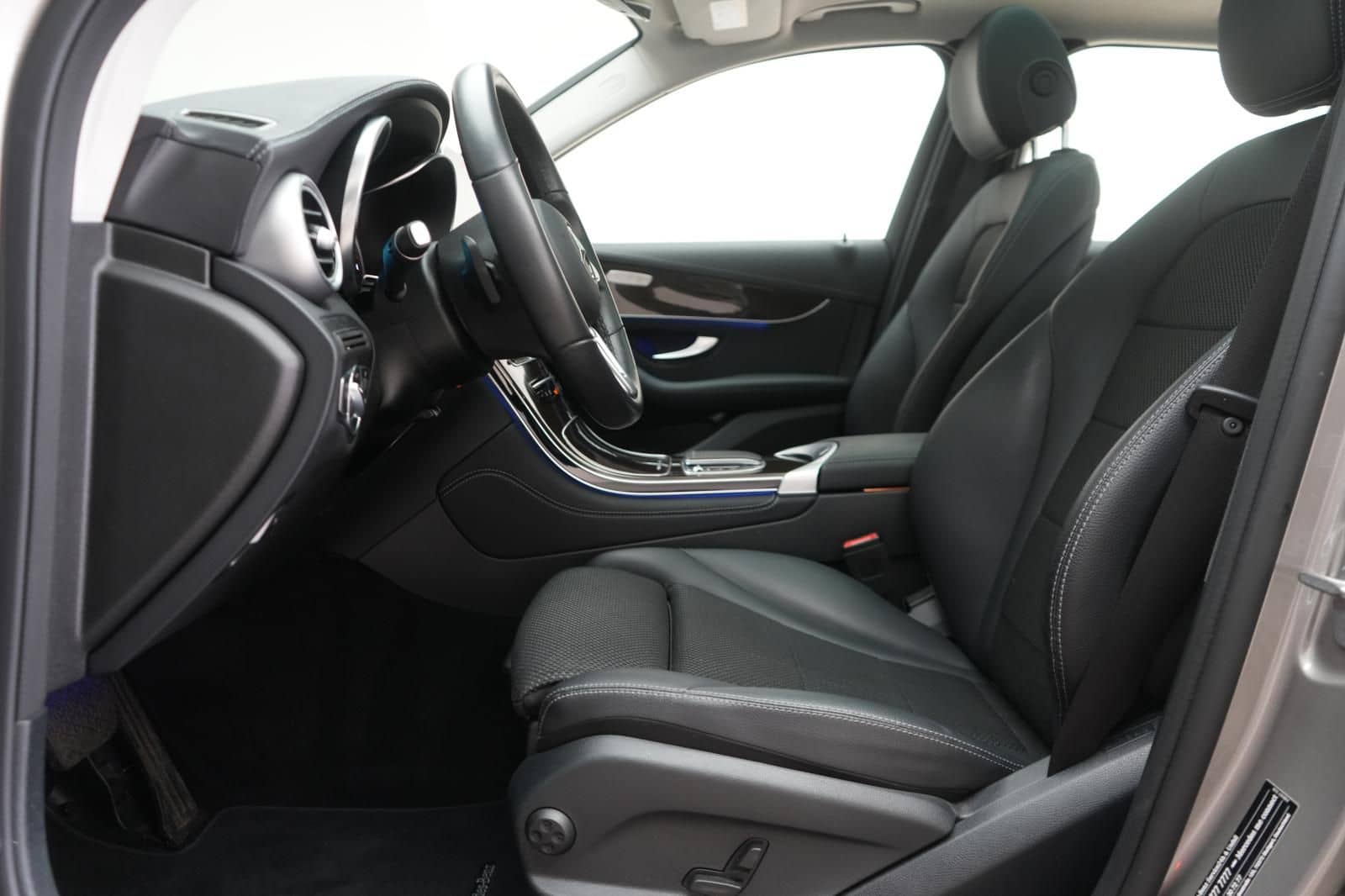 Mercedes-Benz GLC 300 de 4Matic 9G-Tronic Temp/Kamera/Pano/Lan foto 9