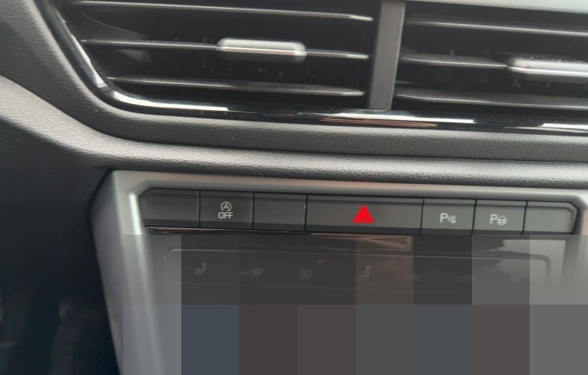 Volkswagen T-Roc 1.0 TSI Life Navi ACC CarPlay Keyless Cam foto 16