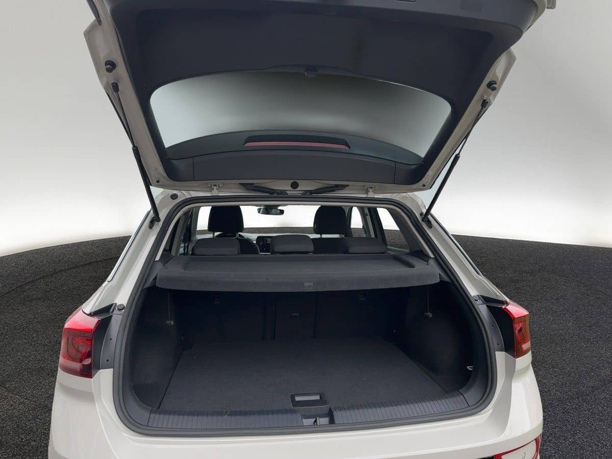 Volkswagen T-Roc 1.0 TSI Life Navi ACC CarPlay Keyless Cam foto 8