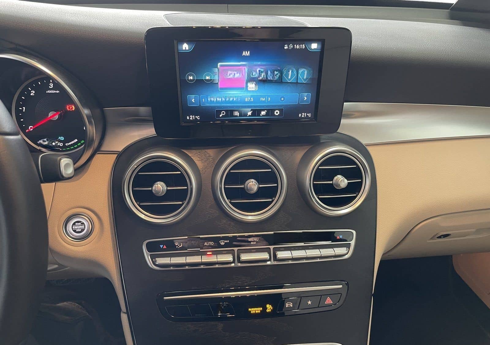 Mercedes-Benz GLC 300 de 4M*Ditronic*AIRBody*AHK*Burmester*DAB foto 8