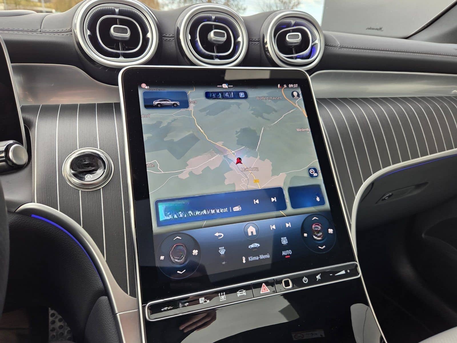 Mercedes-Benz GLC 300 d 4M AMG*AIRMATIC*AHK*PANO*DISTR*STHZ* foto 21