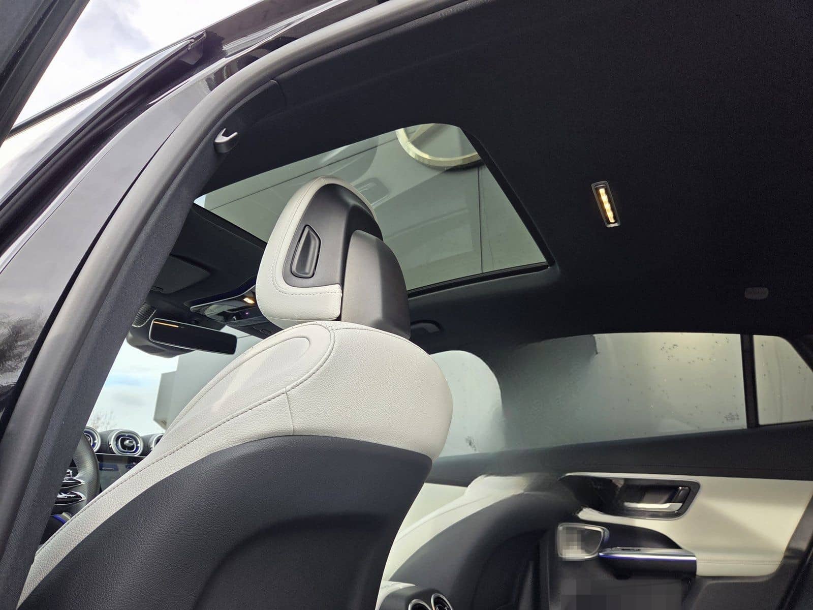 Mercedes-Benz GLC 300 d 4M AMG*AIRMATIC*AHK*PANO*DISTR*STHZ* foto 10